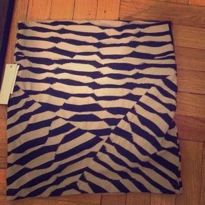 Aqua Navy and tan printed skirt nwt SZ m